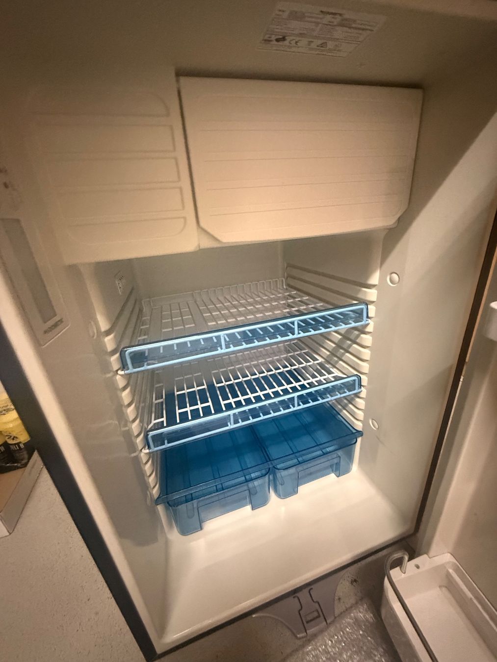 Frigoriferi: Dometic CoolMatic CRX-140 Kompressor-Kühlschrank – Usato da Lengnau AG venduto da PwieP 2