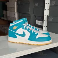 Nike Air Jordan 1 Mid Aquatone EU 40