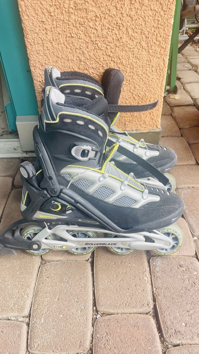 Pattini in linea & Pattini a rotelle: Rollerblade Inline Skates, Top Zustand, Grösse 45, Top! – Usato da Brütten venduto da Wally80