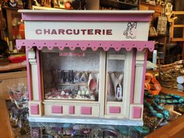 Modell Metzgerei Charcuterie ca 1950 modellbau puppenhaus 50