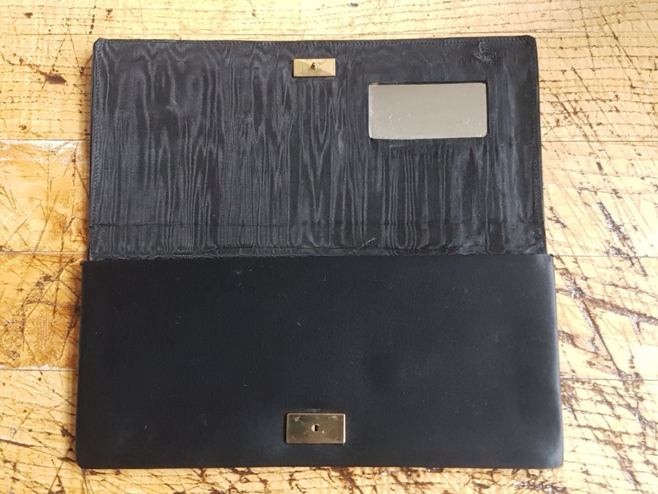Borse da donna: Pochette de soirée vintage – Usato da Goumoens-le-Jux venduto da Zazu18 4