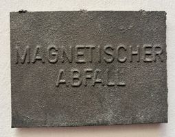 Joseph Beuys, signiertes Objekt