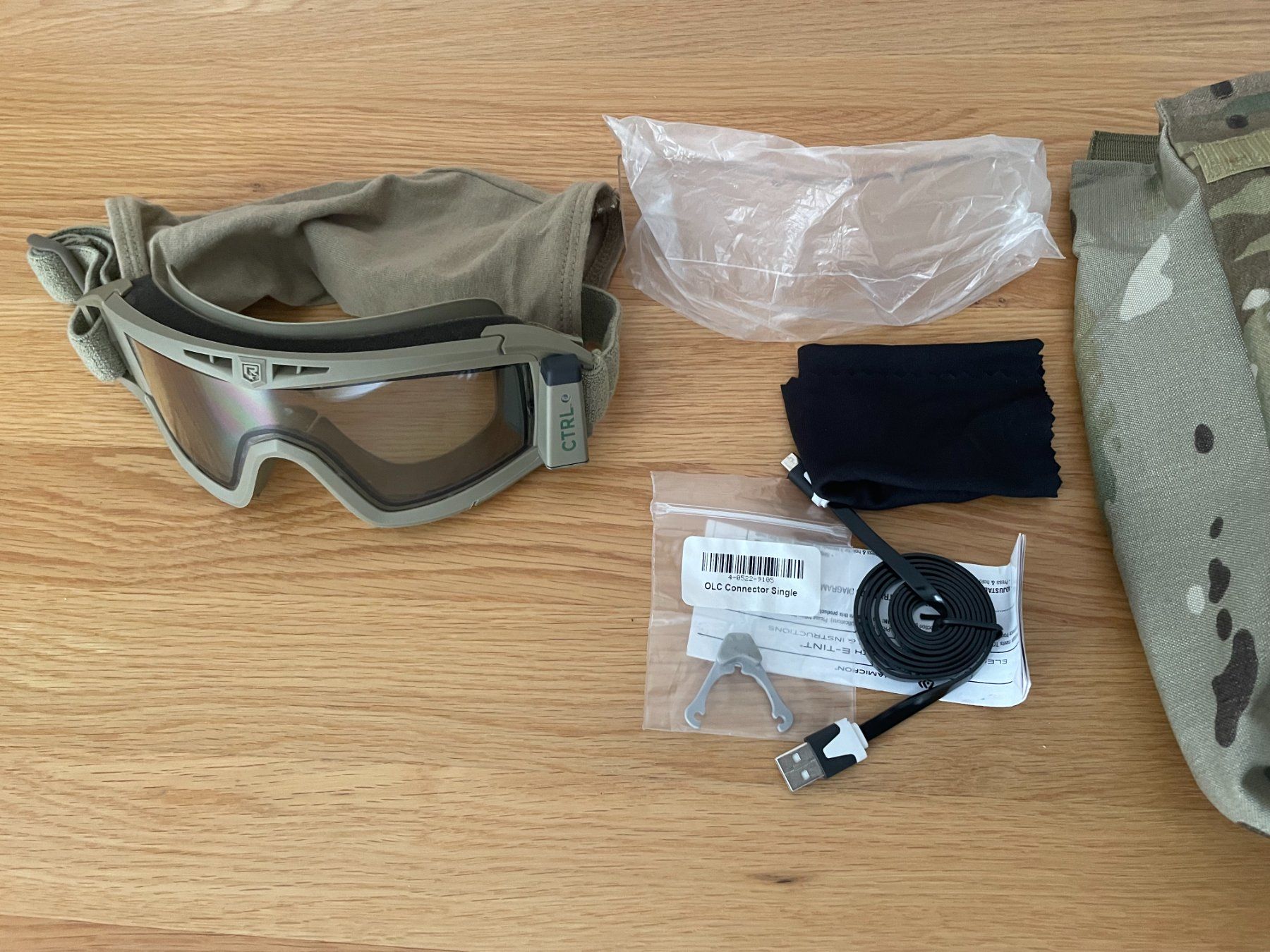 Occhiali & Lenti: Revision CTRL E-Tint Tactical Ballistic Goggles – Nuovo (secondo la descrizione) da Stein am Rhein venduto da seg_md2z