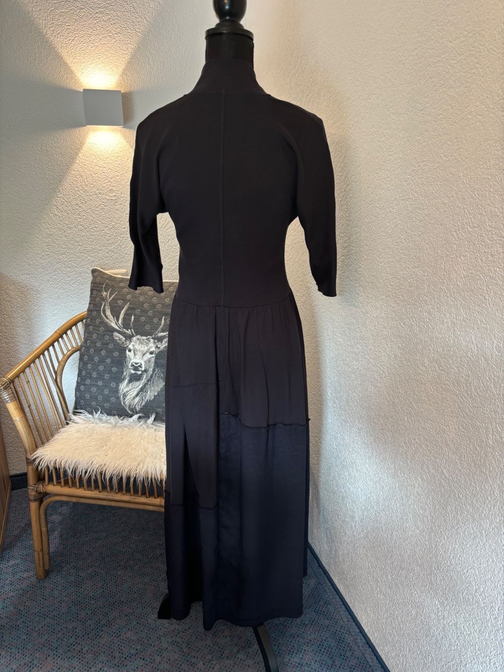 Marc Cain Kleider: Kleid von Marc Cain, Größe 1, dunkelblau – Gebraucht aus Grindelwald von ricarda1970 1