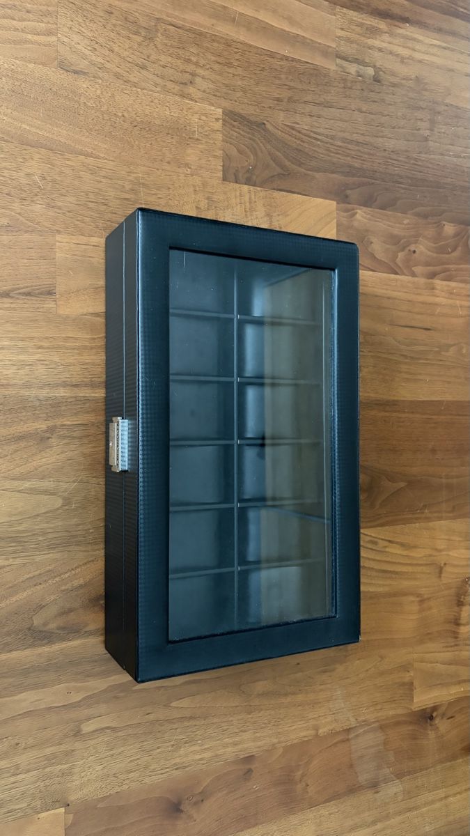 Songmics Scatole porta orologi: Songmics Uhrenbox – Usato da Luzern venduto da Noah69Ar