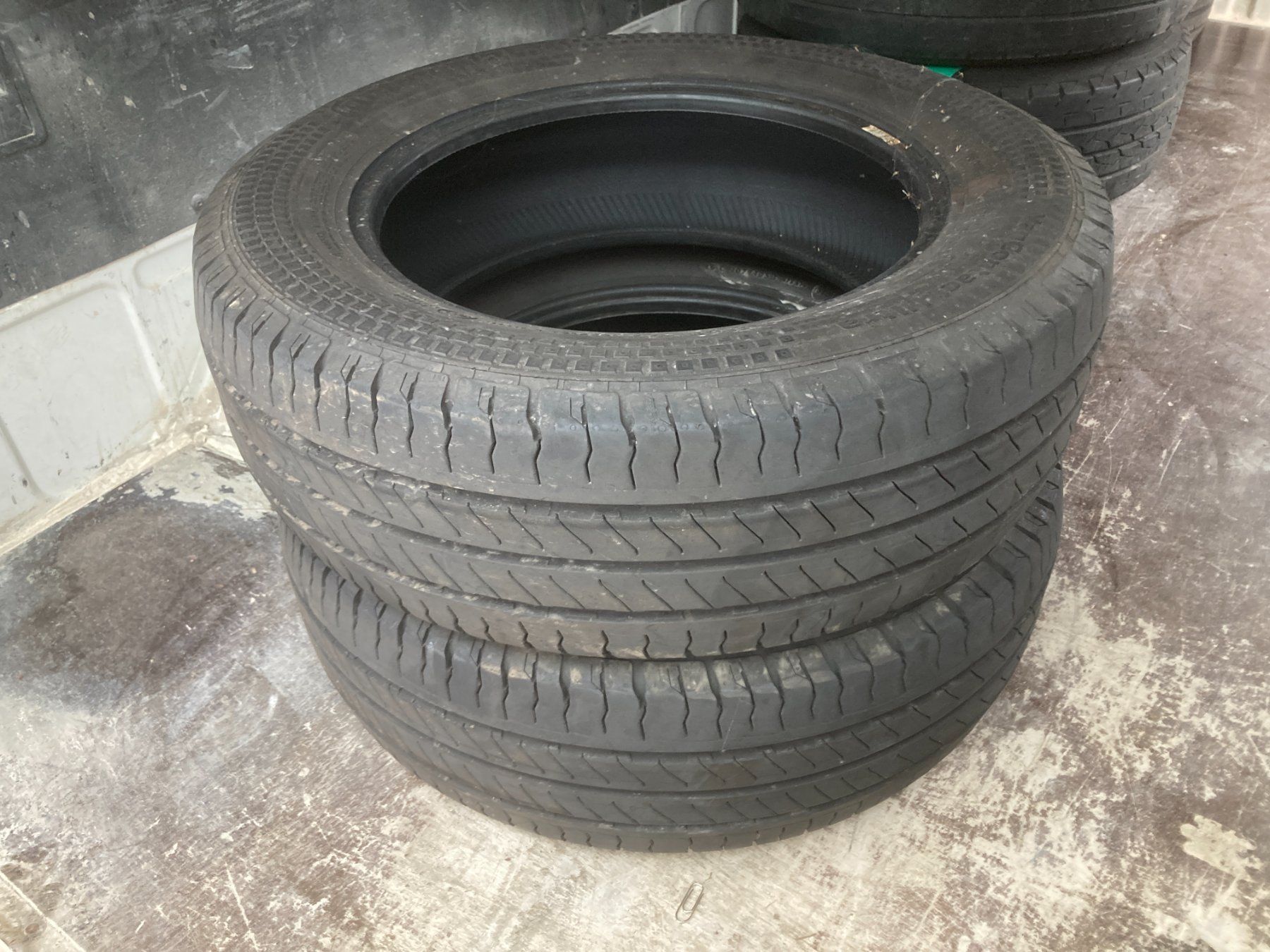 Continental Pneus & Kompletträder: 205/65R16 C Sommerpneu Continental – Gebraucht aus Cham von WB2223
