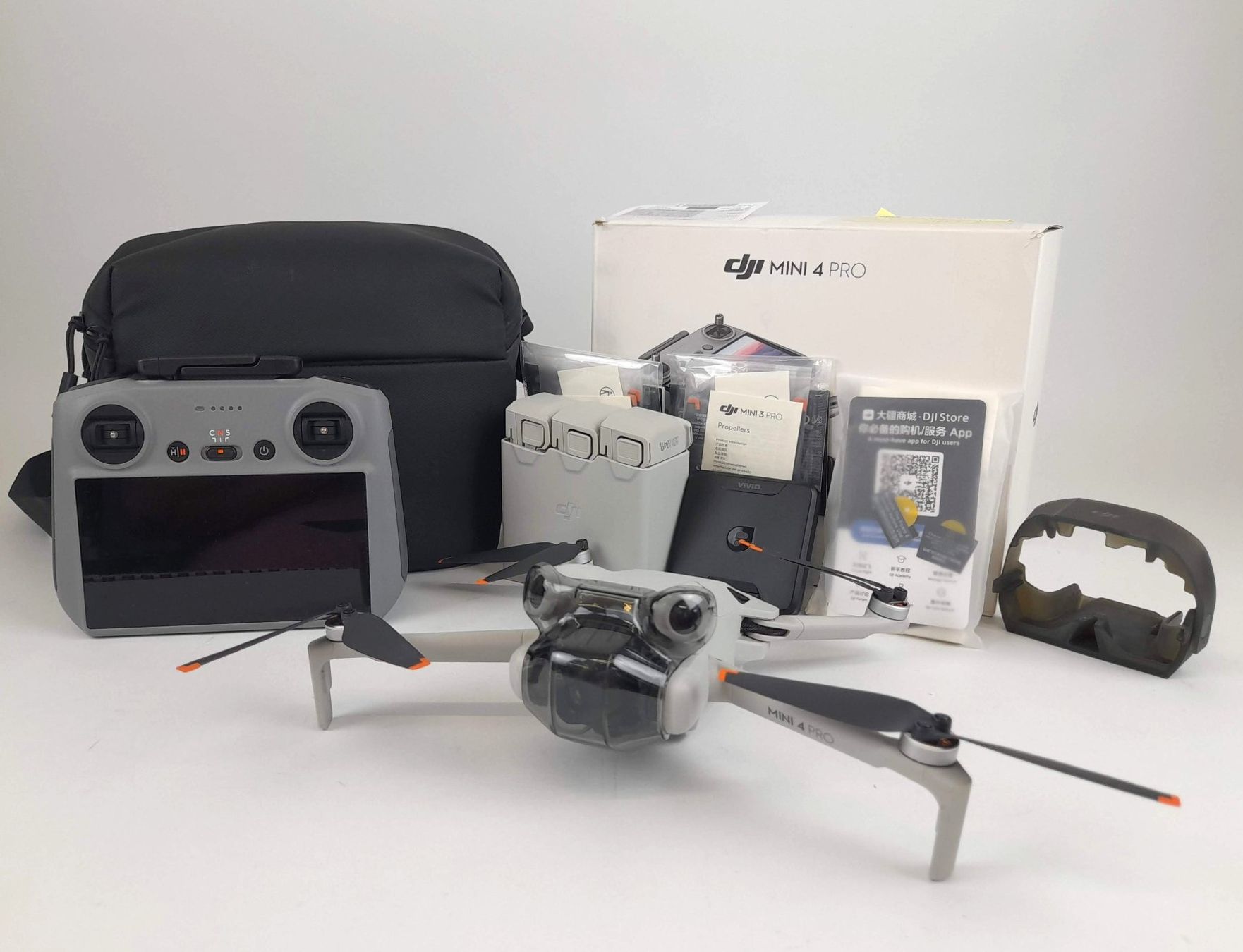 DJI RC Modellbau: DJI Drohne Mini 4 Pro – Gebraucht aus Liebefeld von Restwert_Liebefeld
