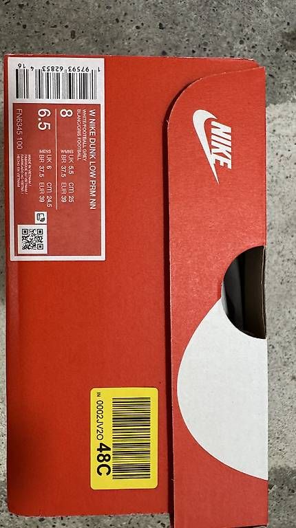 Scarpe da uomo: Nike Dunk Low – Usato da Bern venduto da m4l_w2ys 2