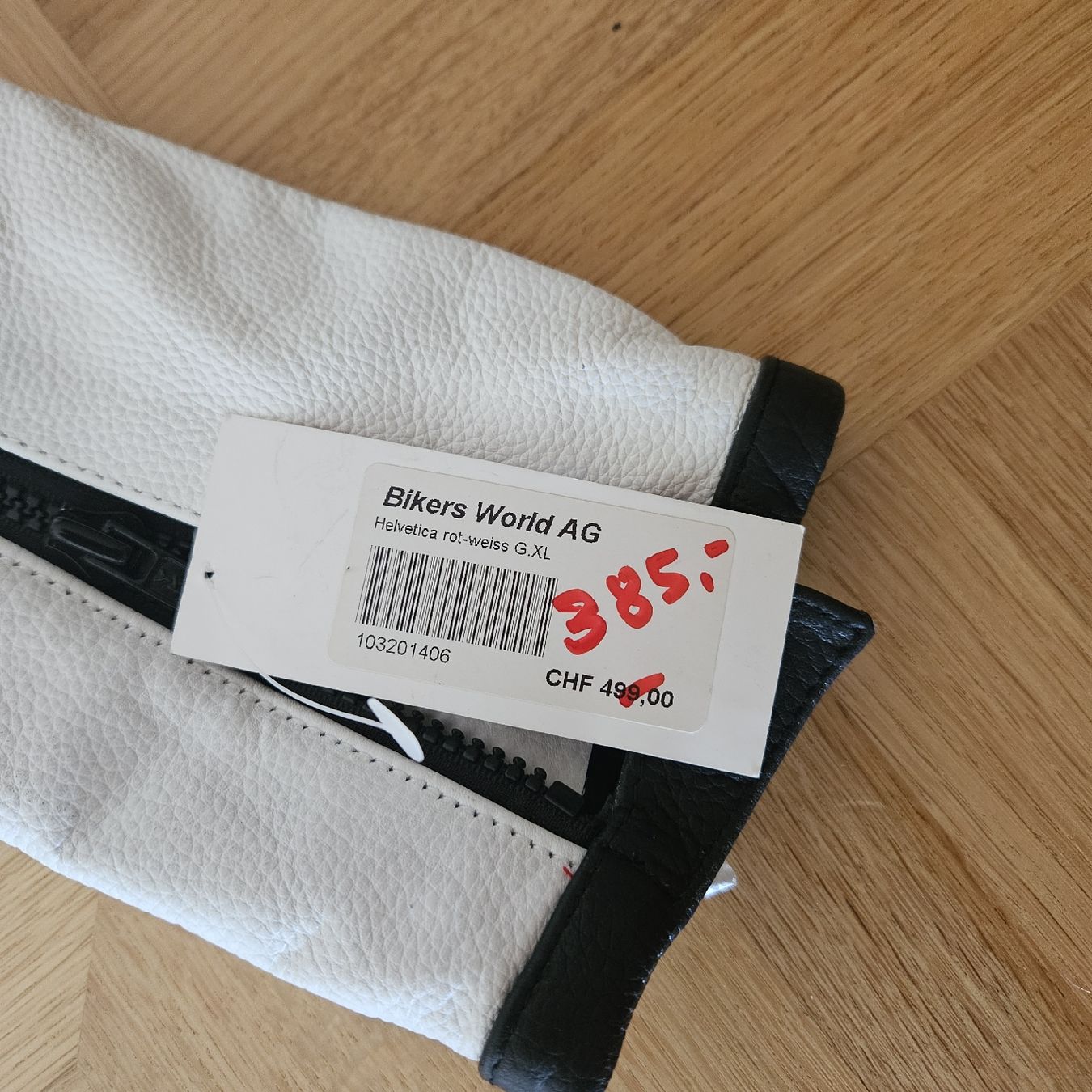 Jacken: Töff Lederjacke – Neu und originalverpackt aus Urdorf von Freitagr 1