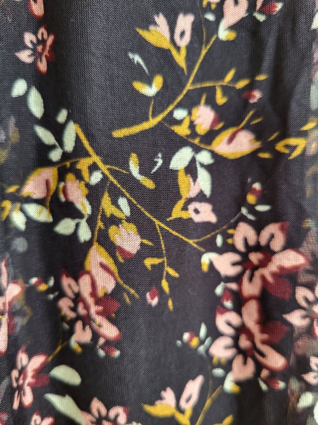 Vestiti: Gartoon Kleid, Gr. 36 - schwarz, Blumenmuster, Viskose/Seide – Usato da Baar venduto da clar6 6