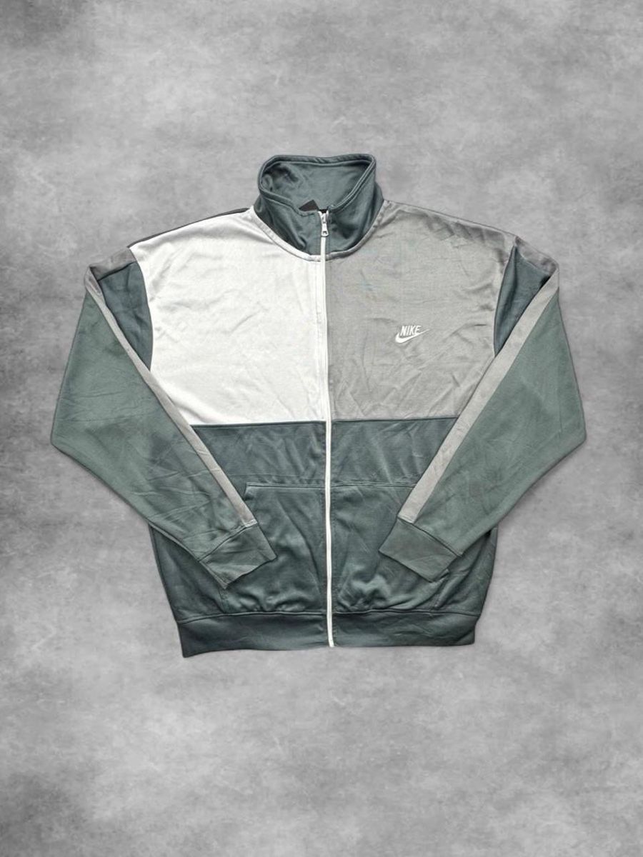 Nike Giacche: Nike jacket – Usato da Erlinsbach SO venduto da TogaResell