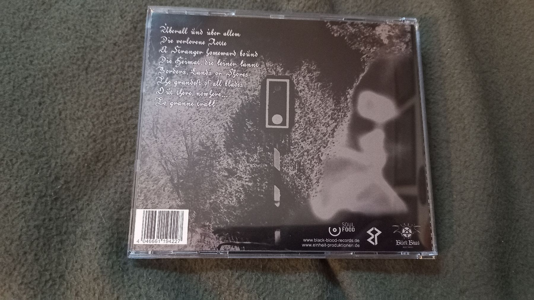 CDs: Horn -Distanz CD Black Metal – D'occasion à Olten par Donatello1984 1