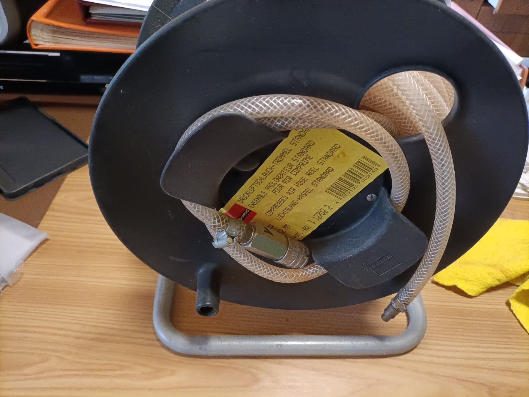 Rohre & Schläuche: Druckluftschlauch-Trommel Standard gebraucht – Gebraucht aus Schöftland von Snacketti7