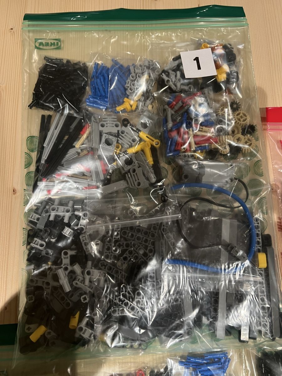 Lego Kit di costruzioni: Lego Technic 42043 Mercedes Arocs – Usato da airolo venduto da unimo78 3