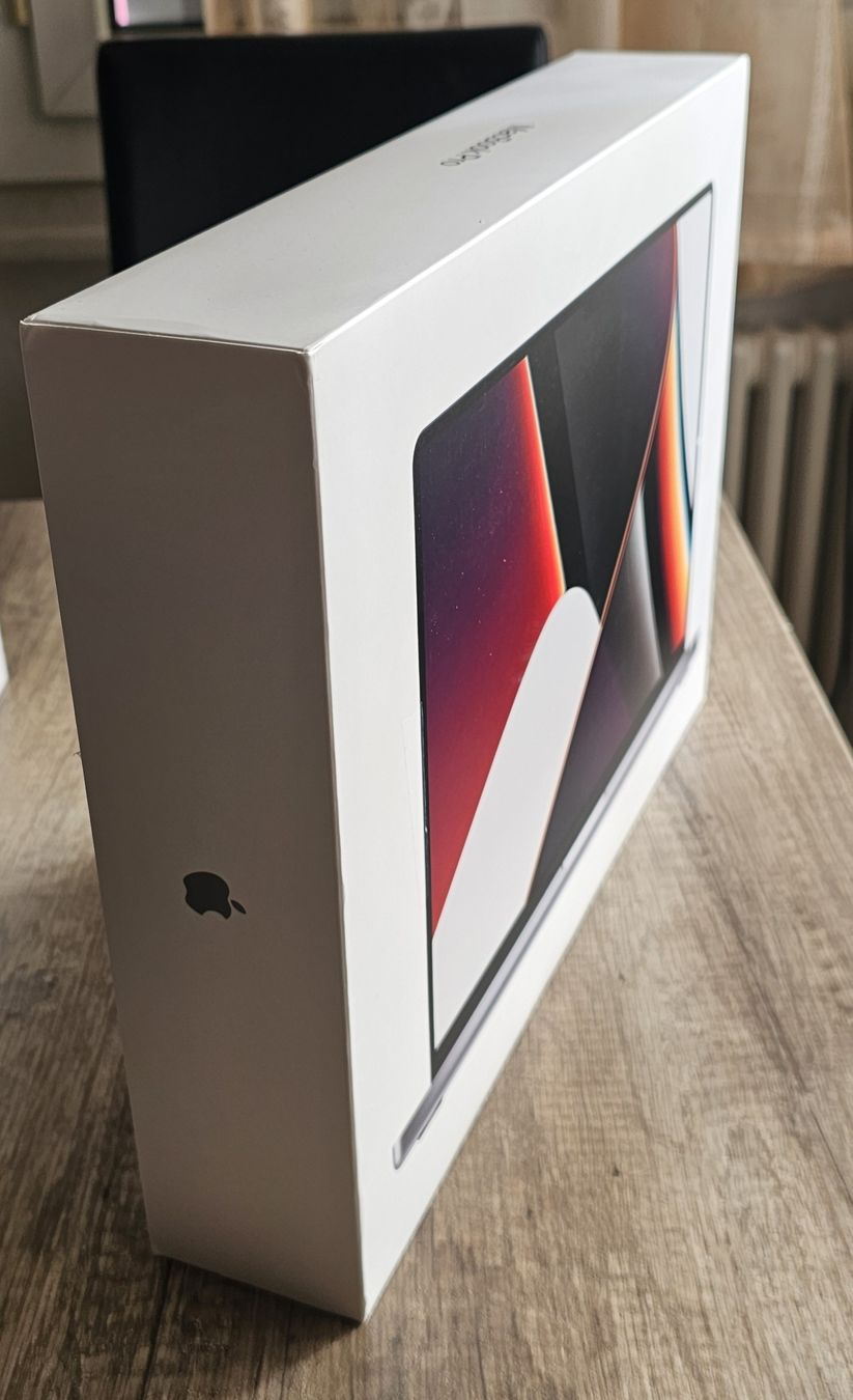 Cartoni: Karton / Verpackunng Apple MacBook Pro 16 Zoll – Nuovo (secondo la descrizione) da Fislisbach venduto da tma_h6fr