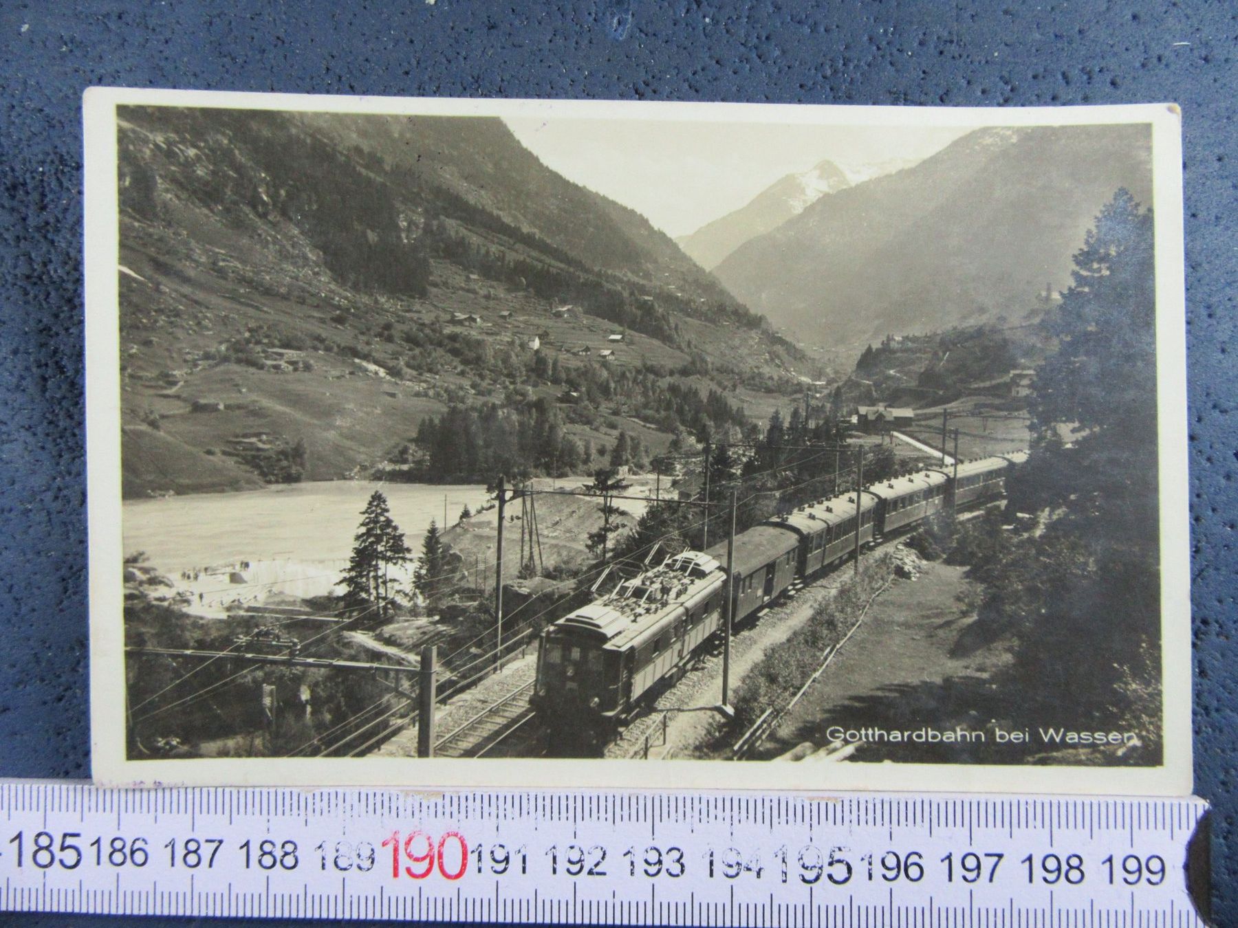 Cartoline postali: GOTTHARDBAHN ZUG BEI WASSEN URI AK FELDPOST – Usato da Ettingen venduto da Hausi4711