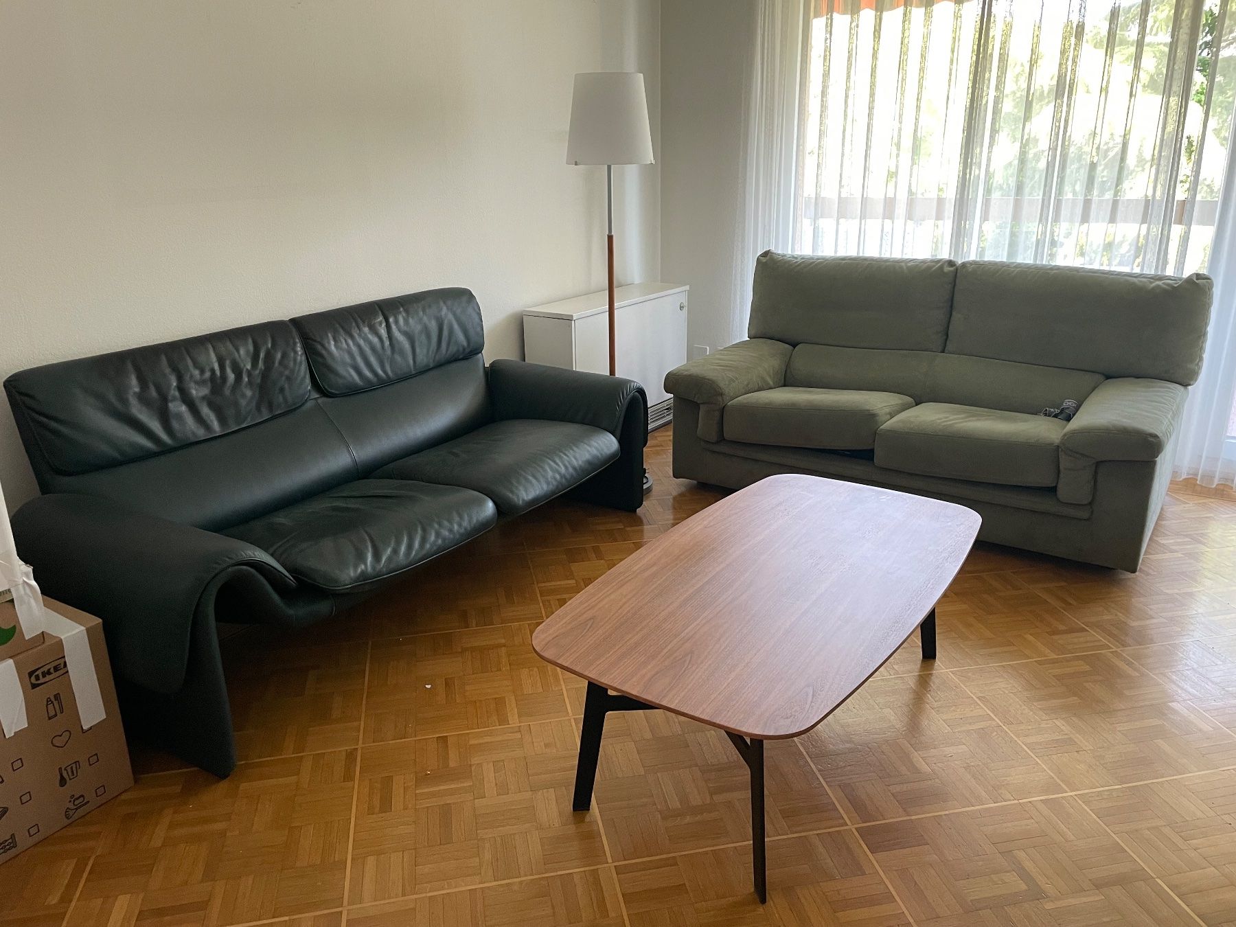 Tische: Table de salon – Gebraucht aus Gland von MiGigan