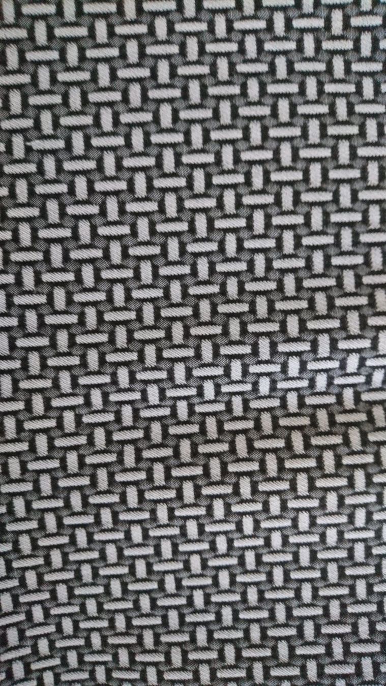Tessuti: Stoffrest mit geometrischem Muster – Nuovo e nell'imballaggio originale da Schüpfen venduto da ardiphne