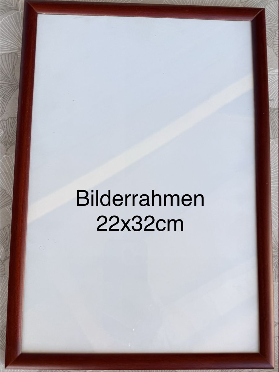 Bilderrahmen: Bilderrahmen 22x32 – Gebraucht aus Sigriswil von KoLanta19