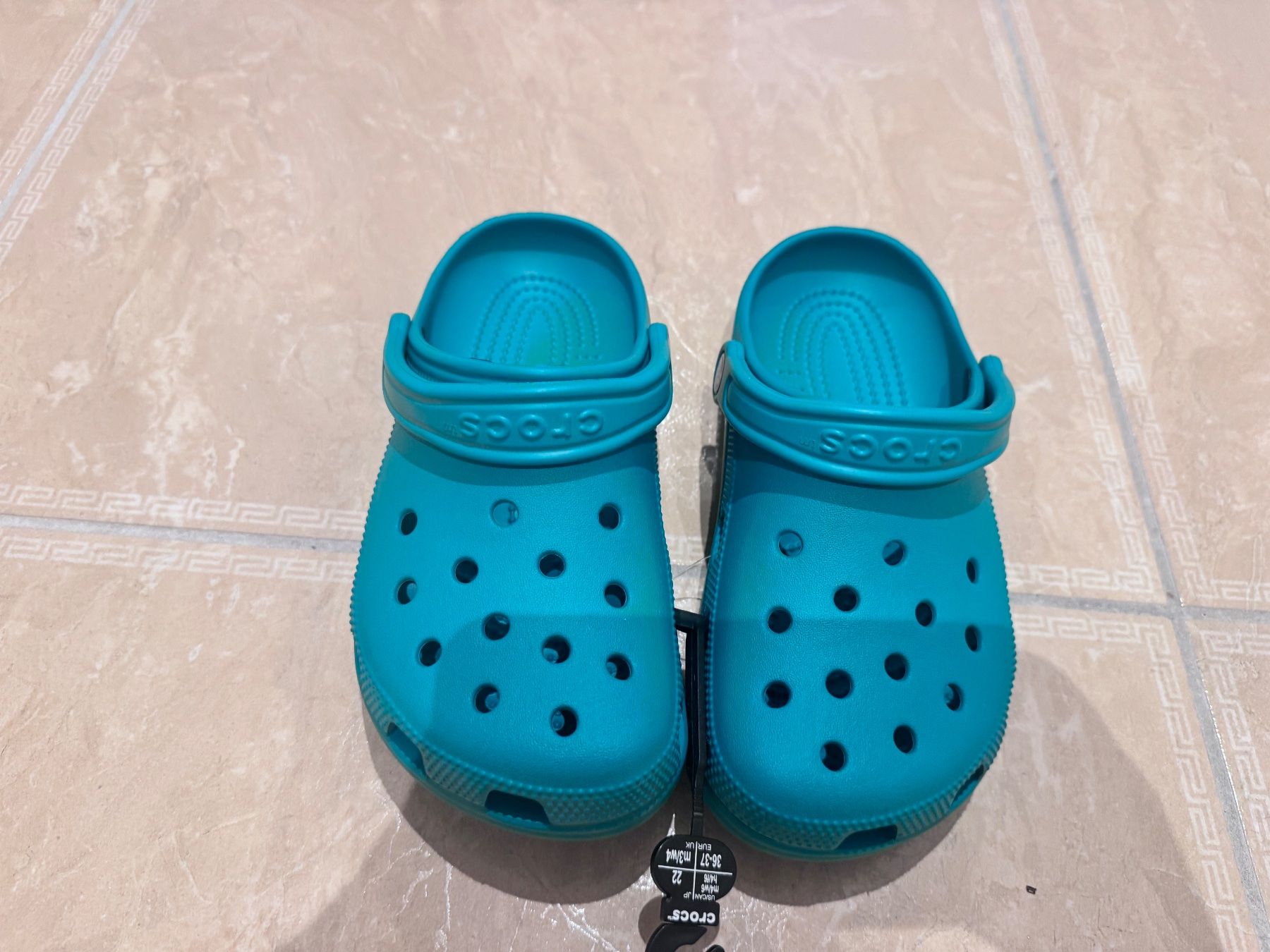 Crocs Scarpe per ragazzi: Crocs neue Freizeitschuhe, 36/37 – Nuovo e nell'imballaggio originale da Klingnau venduto da Markus14
