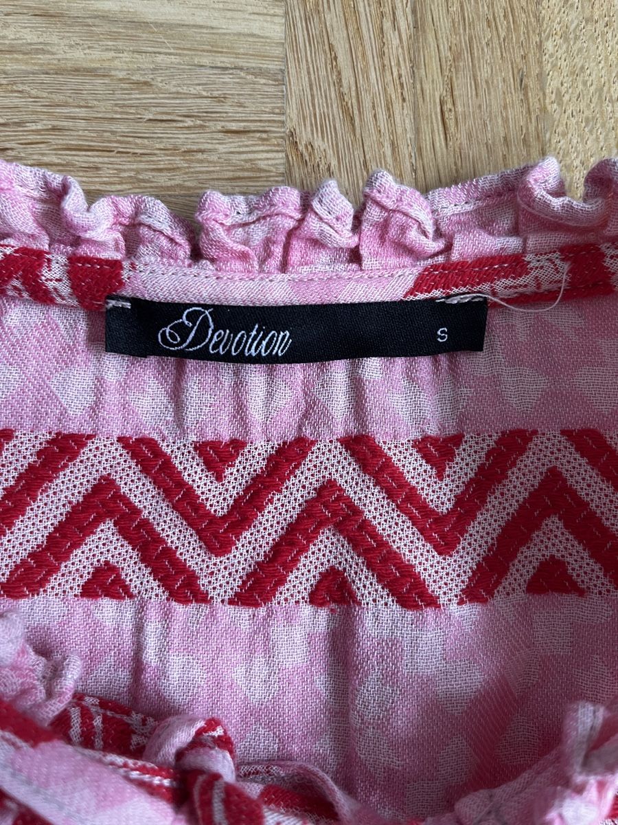 Devotion Vestiti: Sommerliches Kleid von Devotion, Gr. S – Usato da Zürich venduto da Kleanthy 2