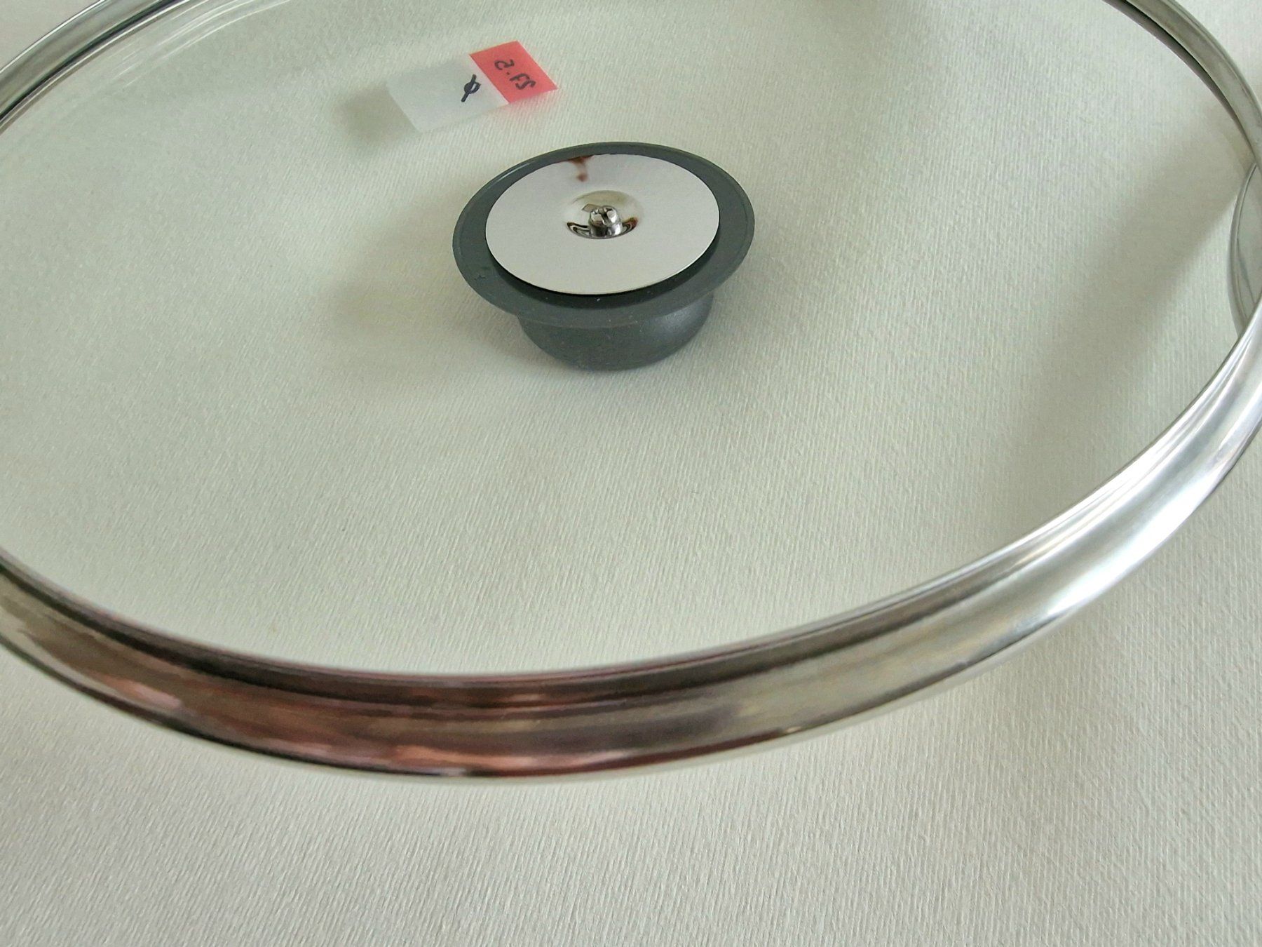 Padelle: 2 Glasdeckel, 23.5 + 27.5 cm Durchmesser, neuwertig – Nuovo (secondo la descrizione) da Altendorf venduto da ani_st2d 3