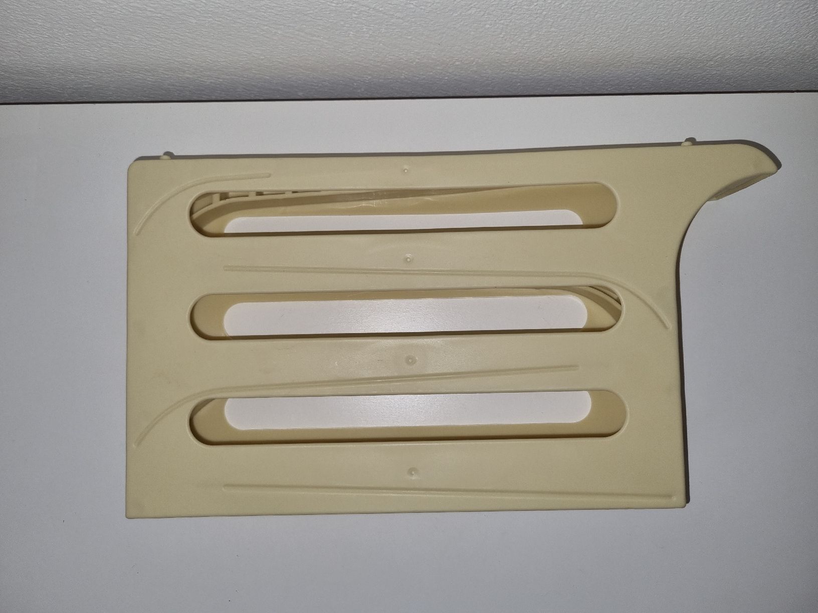 Contenitori & Simili: Eierhalter Kühlschrank – Usato da Chur venduto da Beimirhates