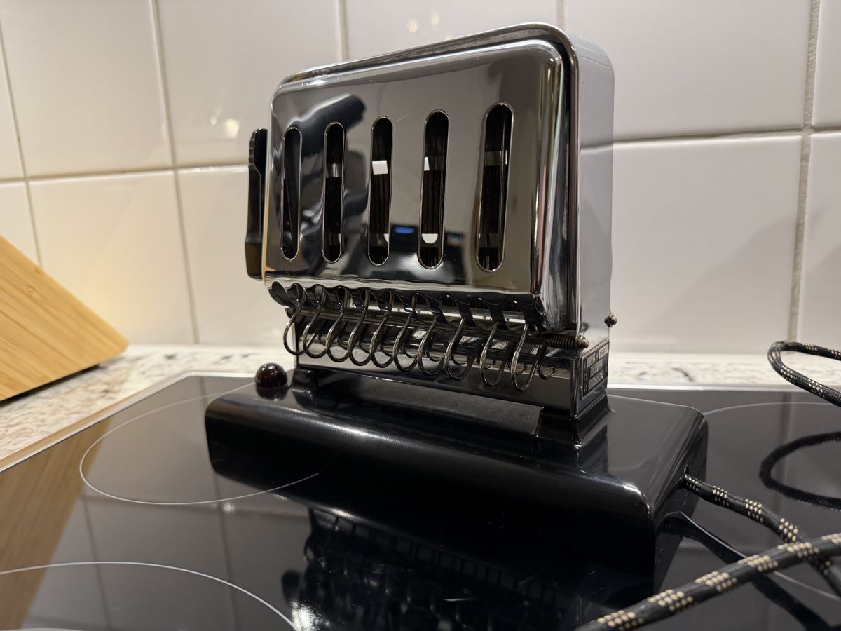 Jura Vintage Toaster Chrom schwarz funktionsfähiger Zustand (Gebraucht ...