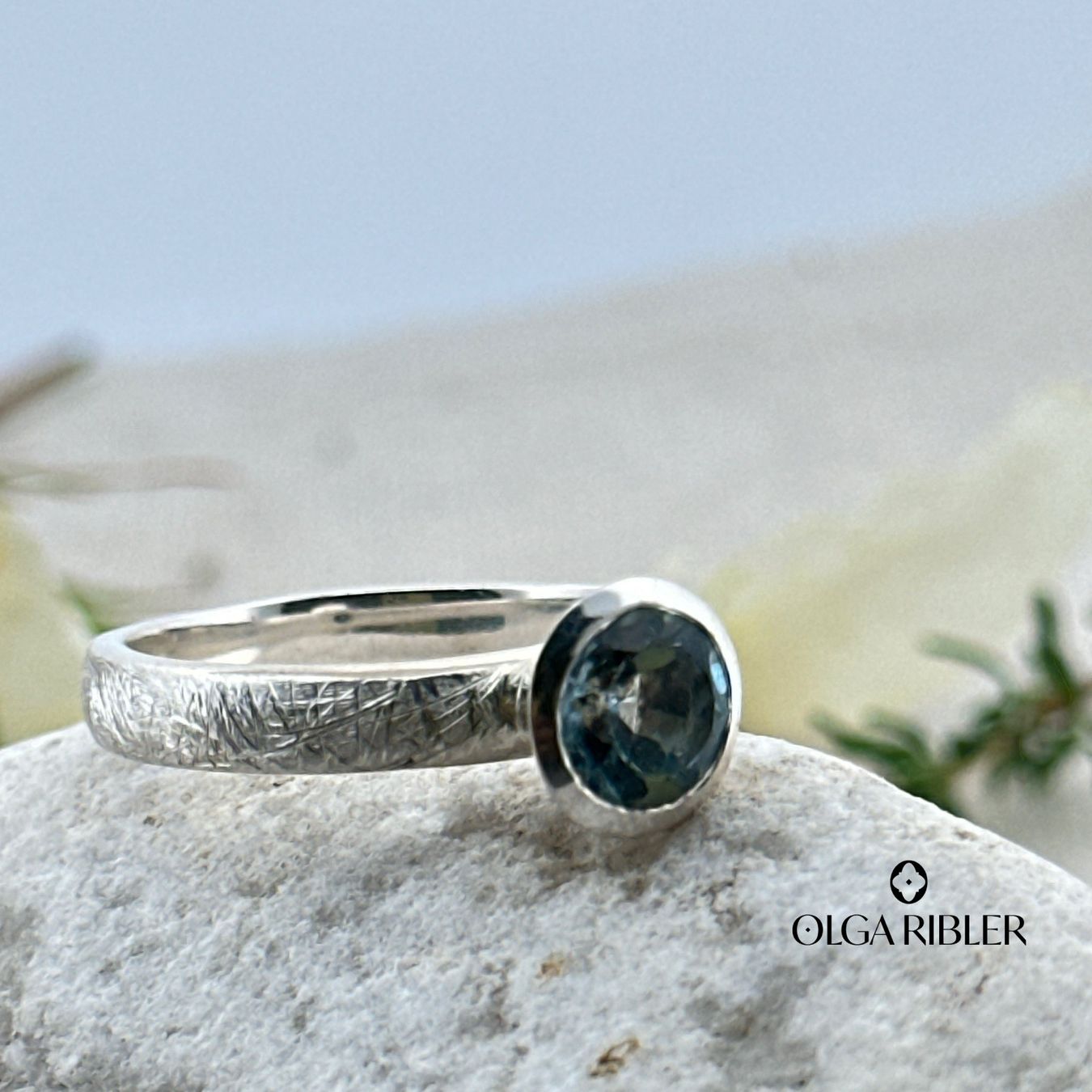 Olga Ribler Anelli: Silber Ring 925 mit Blautopas  Grösse 58 – Nuovo (secondo la descrizione) da Luzern venduto da Schmuckoutlet 1