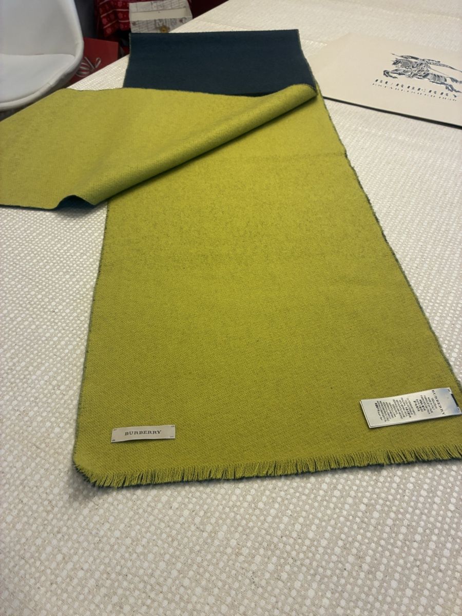 Burberry Foulard & Sciarpe: Original Burberry Schal 3 farbig – Nuovo (secondo la descrizione) da Widen venduto da didy82 1