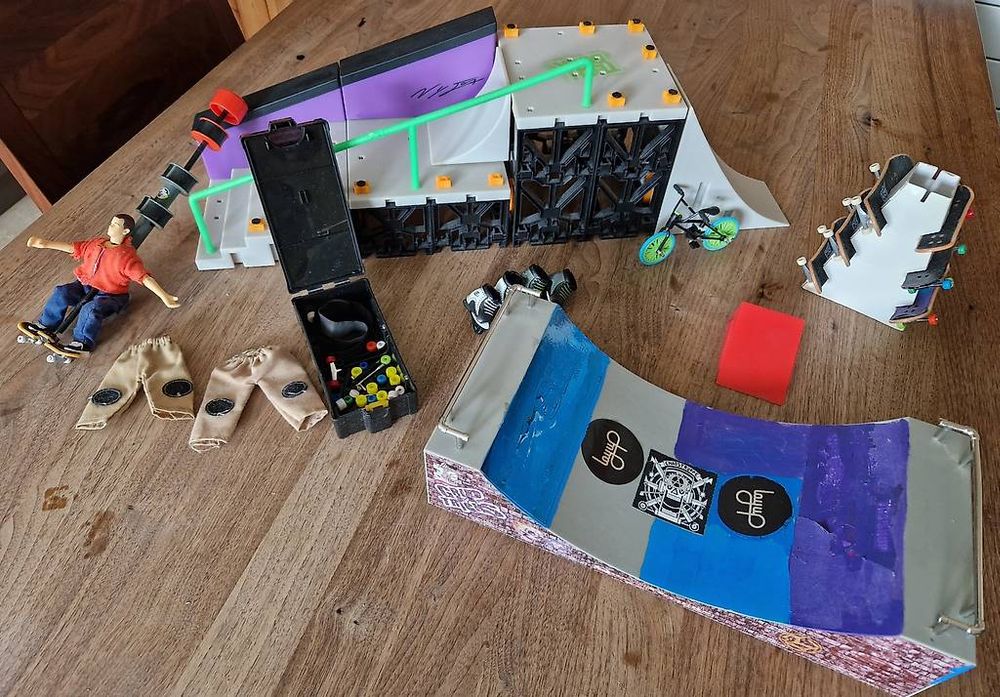 Jouets: Finger-Skatepark – D'occasion à Lenk im Simmental par nicky_84