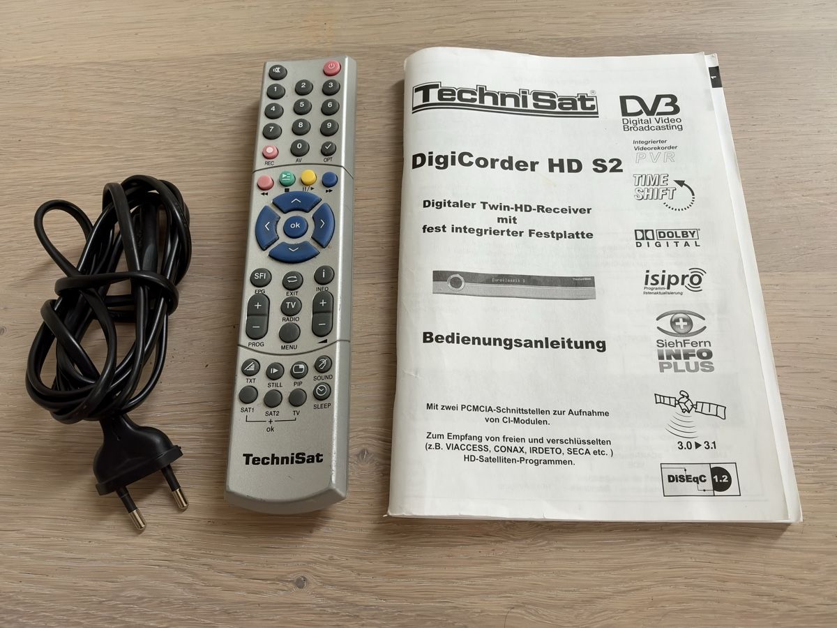 Technisat Ricevitori: TechniSat DigiCorder HD S2 – Nuovo (secondo la descrizione) da Dübendorf venduto da ursulina1 2