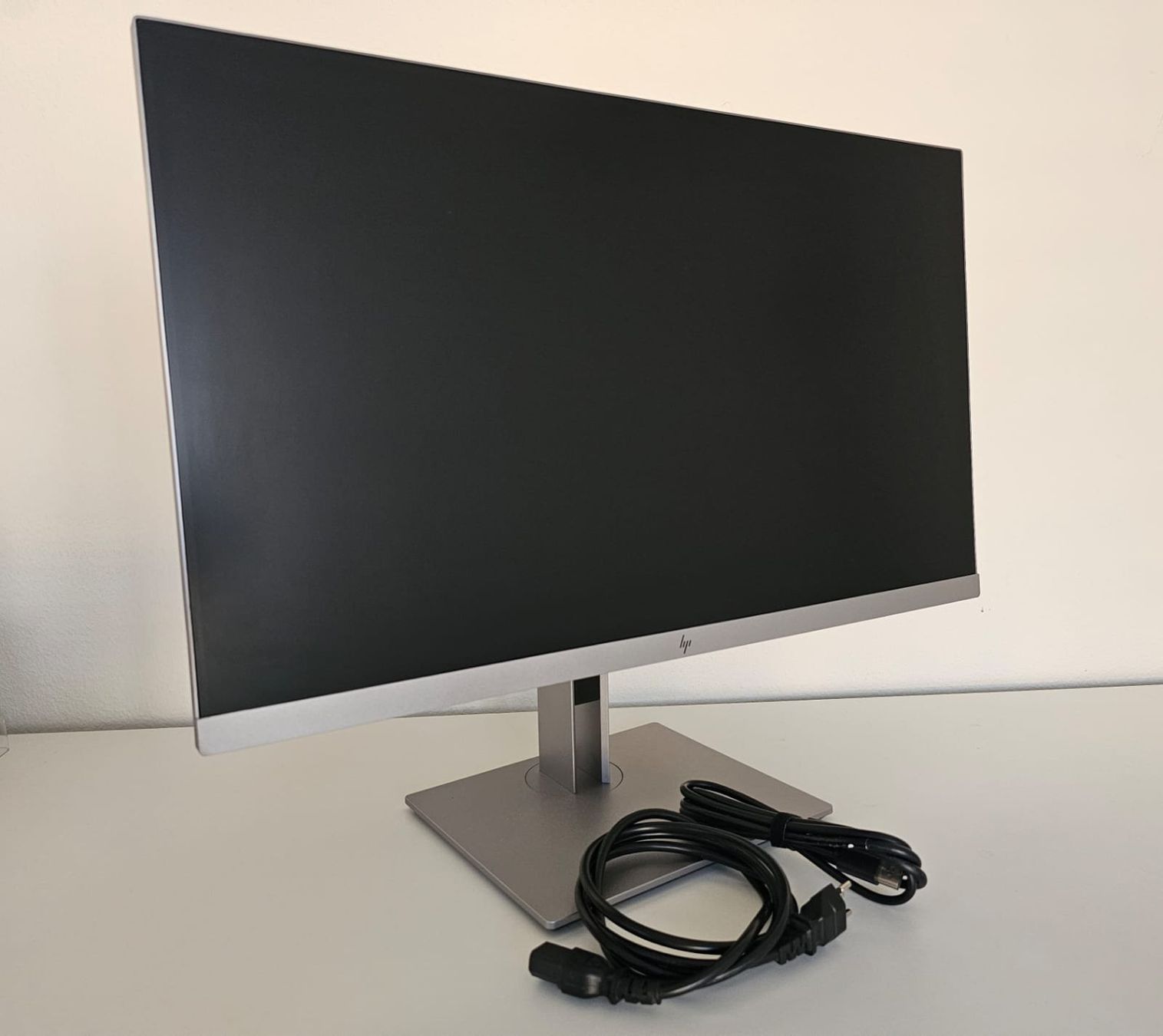 Hewlett Packard Monitor: HP EliteDisplay E273 27" Monitor – Nuovo (secondo la descrizione) da Wettingen venduto da dia_hv56