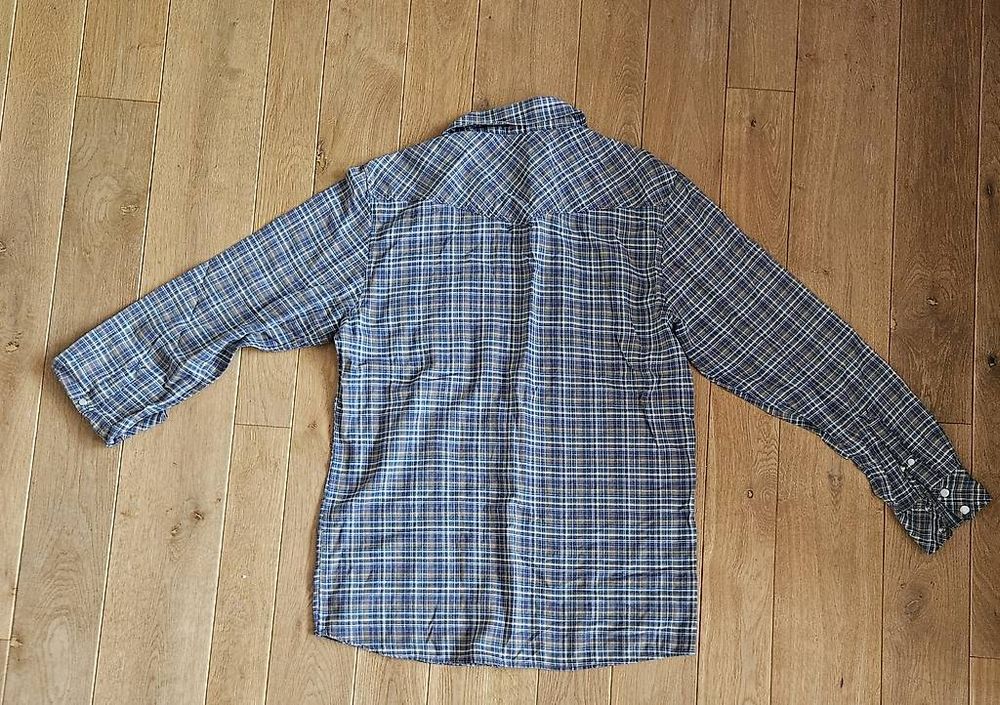 Magliette Polo: H I S bottom up shirt – Usato da Affoltern BE venduto da freegreg