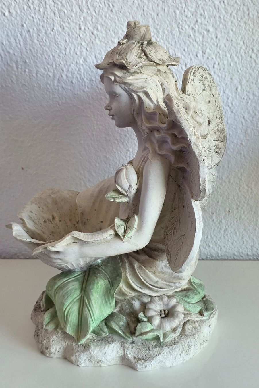 Statuette: Gartendeko: Mädchen mit Flügeln und Mohnblume – Usato da Rheinsulz venduto da Dred 2