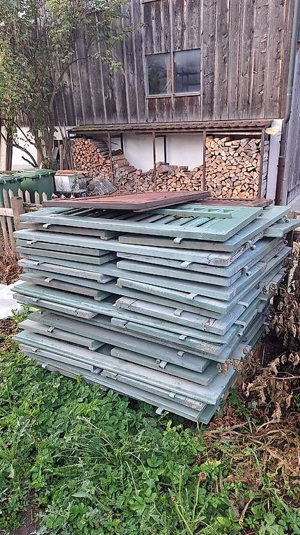 Articles en bois: Eine Palette Holzläden – D'occasion à Winterthur par Grobsicherung 1