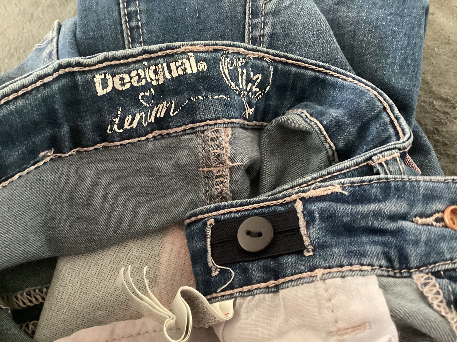 Kleider & Röcke: Desigual Jeans Jupe Rock – Gebraucht aus Flüelen von ne08 2