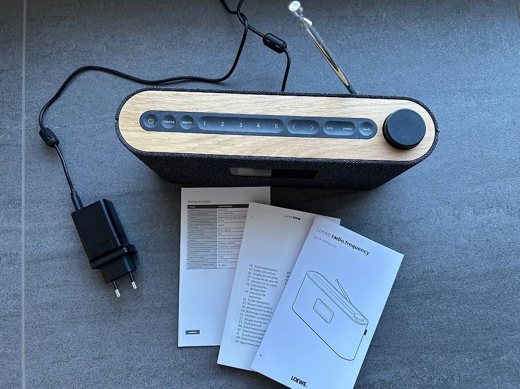 Radio: Radio Loewe radio.frequency – Usato da Zug venduto da HelenOL 1