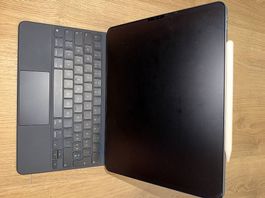 iPad M1 mit Tastatur und Apple Pencil 2. Gen  mit 128 GB