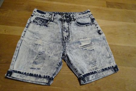 Jeans-Shorts Forty-Five für 11 Jahre von METRO Boutique