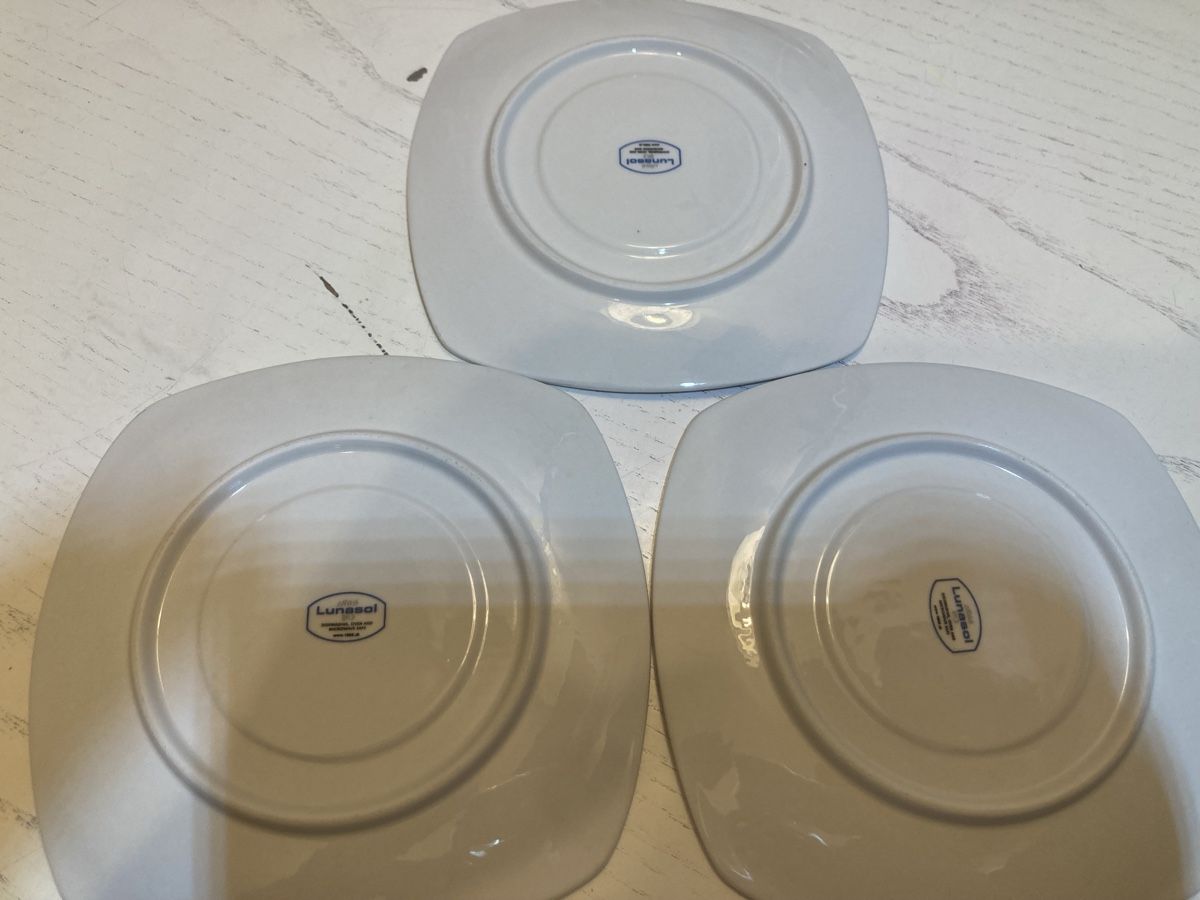 Set di piatti: 3 Lunaeol Square Saucers White Ceramic Tableware – Usato da Zürich venduto da sele_x 2