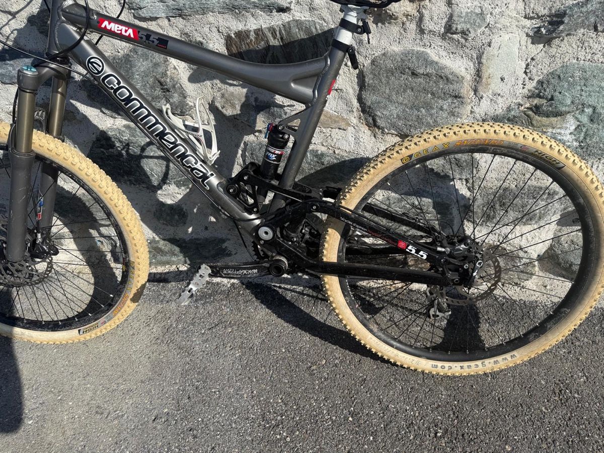 Biciclette: VTT Enduro Commencal Meta 5.5 – Usato da Bouloz venduto da jul_zm8y 3