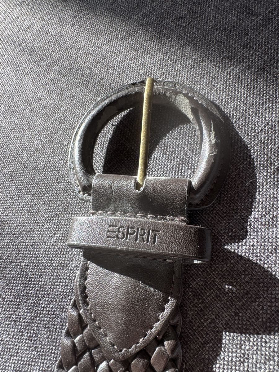 Esprit Cinture: Gürtel Esprit (115 cm) – Usato da Vezia venduto da sidu03 1