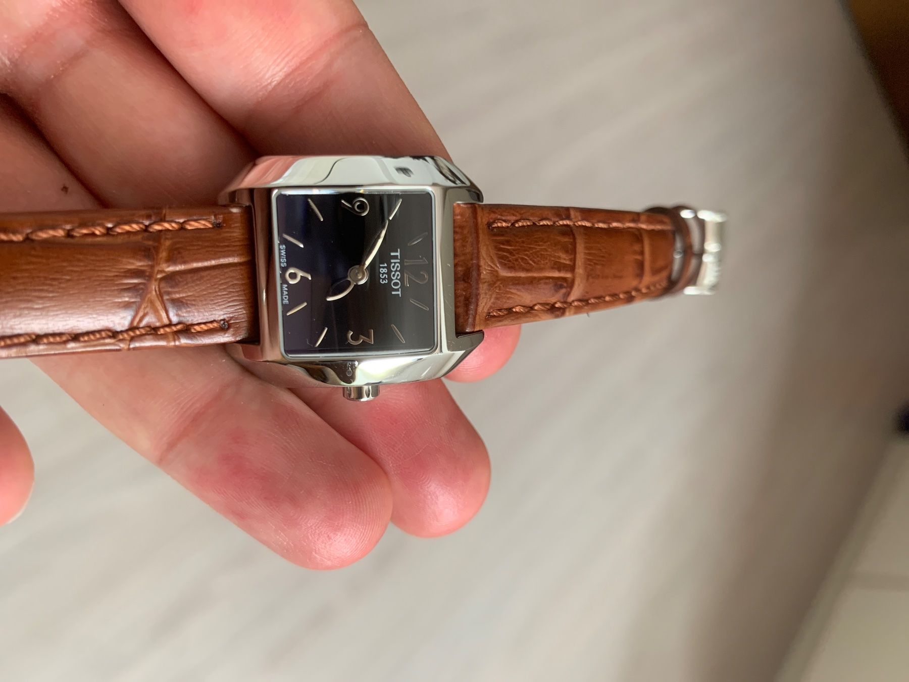Tissot Montres: Tissot watch, elegant with leather strap – D'occasion à Winterthur par sei_5yvs 1