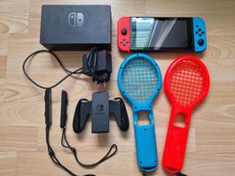 Nintendo Switch OLED Konsole mit Zubehör guter Zustand