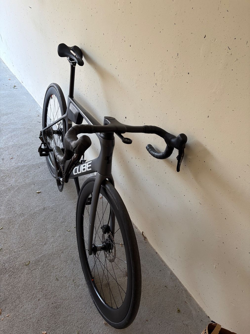 Cube Biciclette: Cube Agree C62 Carbon – Usato da Sâles (Gruyère) venduto da Maxmetraux
