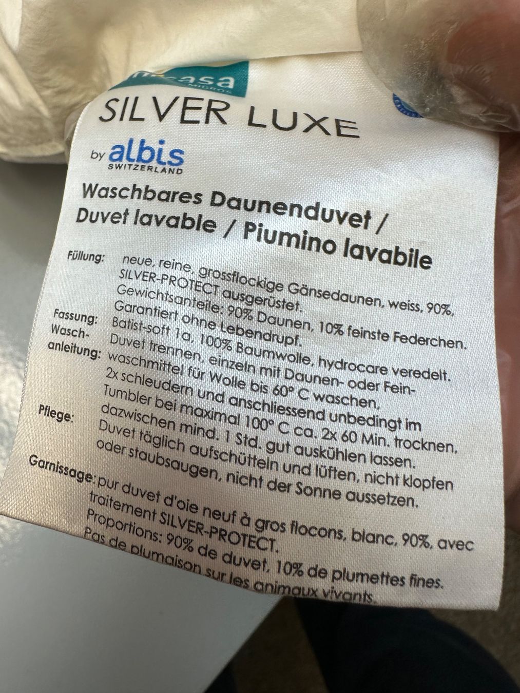 Decken: 2x KINDERDUVETS AB 1.-!!! – Gebraucht aus Zürich von NIKI777 2