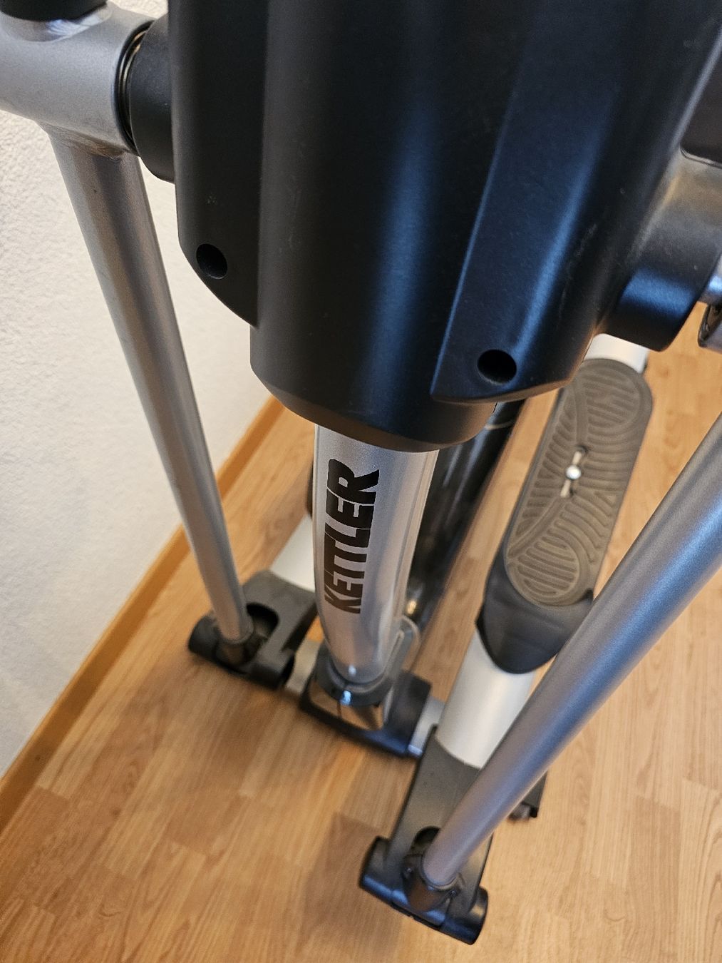 Kettler Hometrainer: Kettler CTR 5 Ergometer Crosstrainer - Top Zustand! – Usato da Müntschemier venduto da Nacc90 2