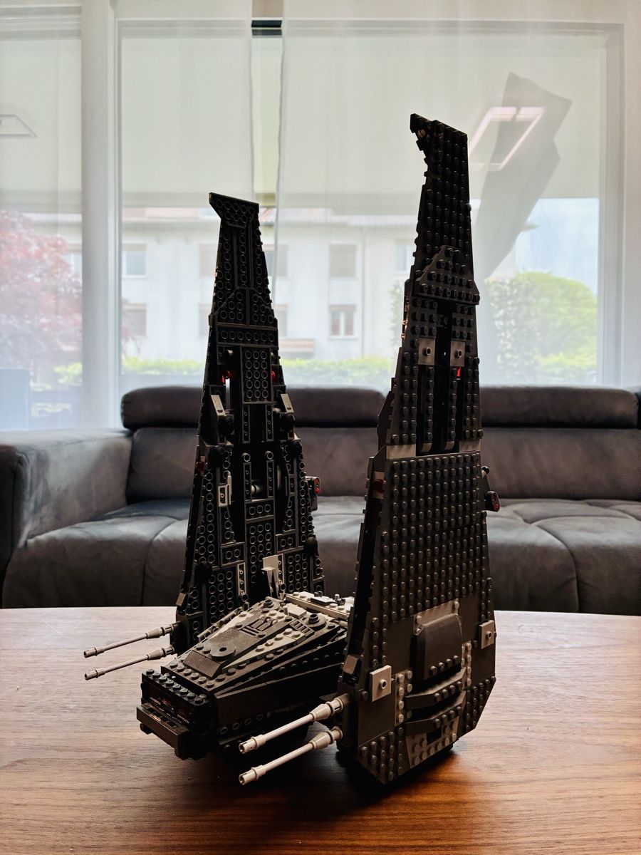 Lego Kit di costruzioni: LEGO Kylo Ren’s Command Shuttle – Usato da Pfungen venduto da Cra87 1