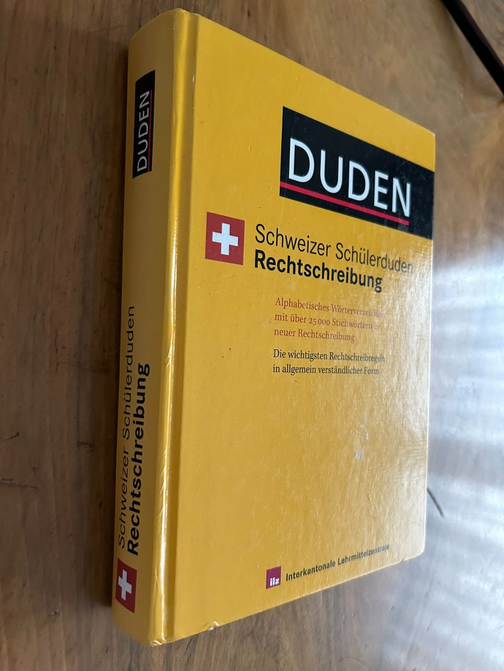 Libri: DUDEN - Schweizer Schülerduden Rechtsschreibung – Usato da Küsnacht ZH venduto da filo_fila8700 1